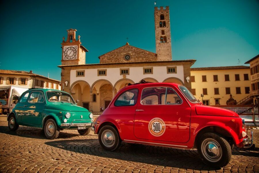 From Florence: Sunset Wine Tasting Tour in Vintage Car - Entering the mood: the vintage Fiat 500 drive