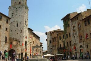 From Florence: Tour to Siena and San Gimignano by Minivan - Siena Duomo + Piccolomini Library: where the tour earns its keep