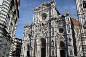 Full Day Florence Private Shore Excursion from Livorno Port - Piazza del Duomo: Cathedral scale you feel in your chest