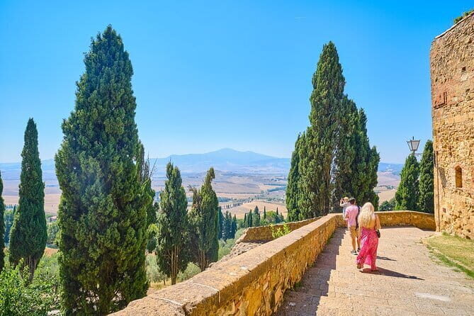 Full Day Tour to Val d'Orcia and Gladiator's Fields with Wines - Key highlights worth planning for