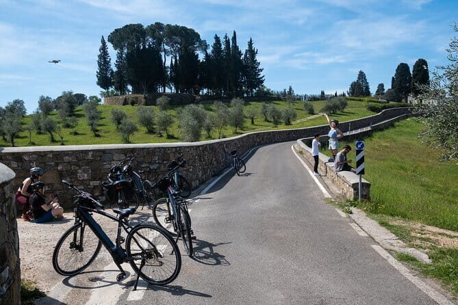 Full-Day Tuscany and Chianti Hills Bike Tour With Lunch at Farm - Key highlights worth planning for