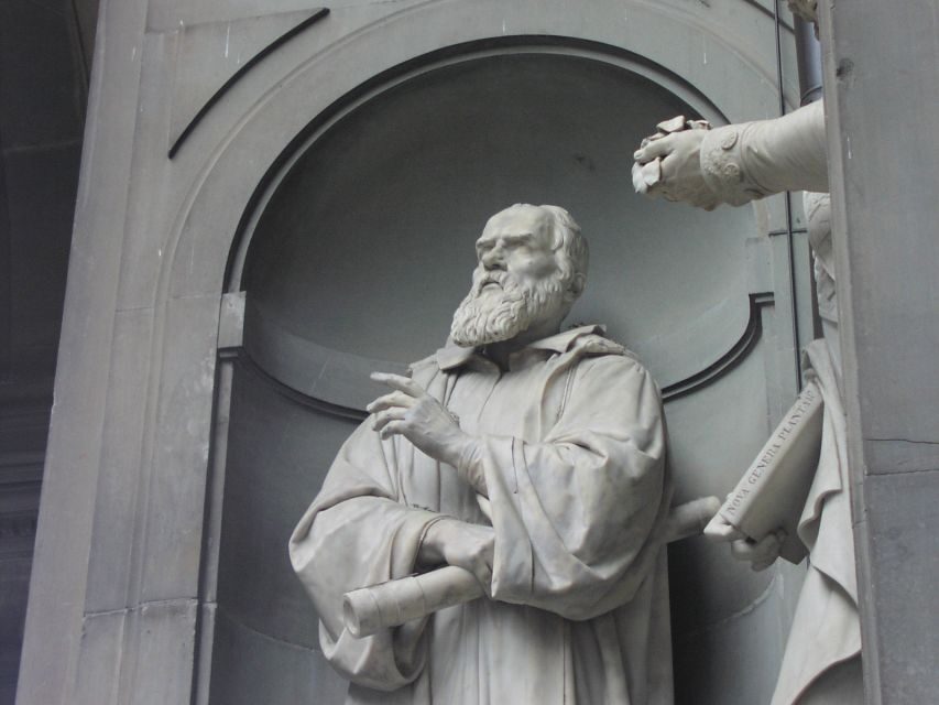 Galileo Galilei Private Science Tour - Santa Croce Finish: Galileo’s Monumental Tomb in the Pantheon of Italian Glories