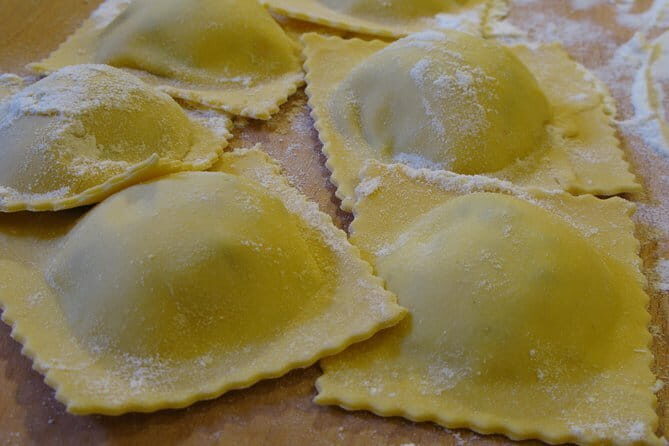 Gluten-Free Dinner & Wine in the Chef's Charming Home - From Via Romana Arrival to Prosecco: Your 7:00 pm Dinner Flow