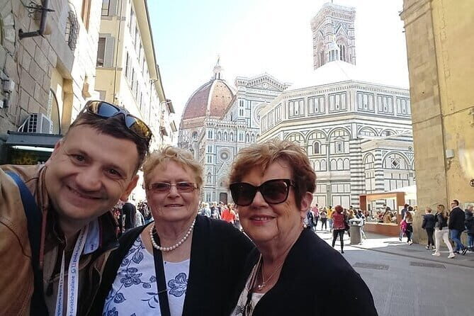 Grand Florence: Private City Tour with Uffizi, David & Lunch - Piazza della Repubblica and the historic center’s main story beats
