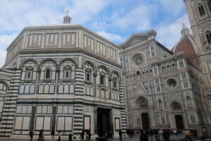 Grand Florence: Private City Tour with Uffizi, David & Lunch - Florence lunch and coffee: the break that keeps the day enjoyable