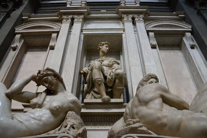 Guided Medici Tour Florence: Discover Mysteries & History - Quick hits before you go