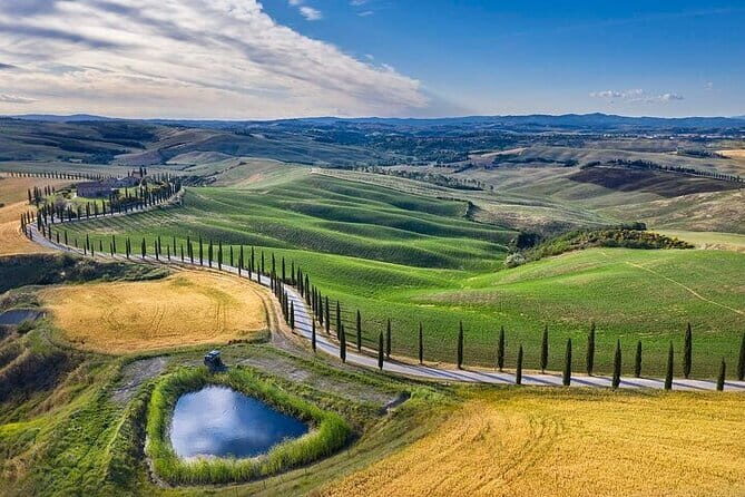 Guided tour in wonderful Tuscany - Piazza Torquato Tasso start: easy meeting point, calm group size