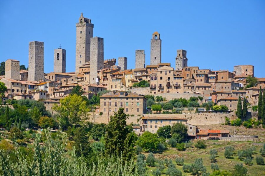 Half-Day Tour of San Gimignano From Florence - Arrival and Orientation: How You Get Your Bearings Fast