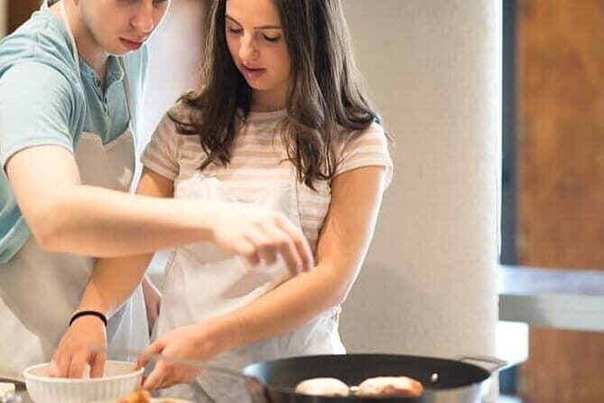 Hands on Deluxe Traditional 4-course dinner with fresh pasta - The flow: how a 4-course dinner becomes a teachable moment