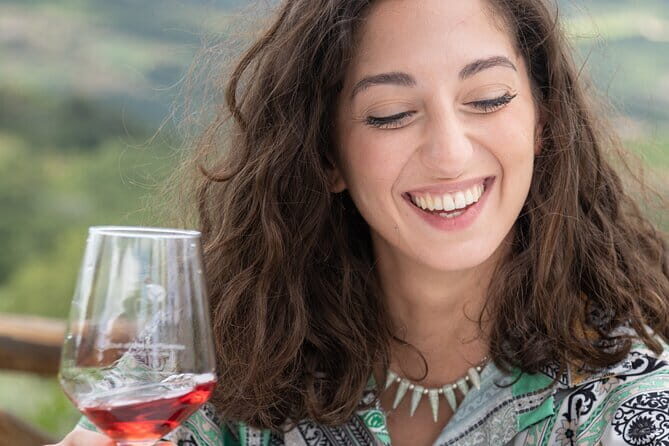 Hiking Tuscany & Chianti Wine - 3 Organic Wineries with lunch - The 7 km Hike: Easy Paths, Real Rhythm, Worth Doing