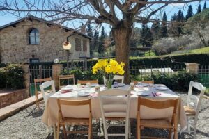 Homemade Pasta Class and Lunch in the Heart of Chianti - Francesco, Valentina, and Anna: a welcome that sets the tone