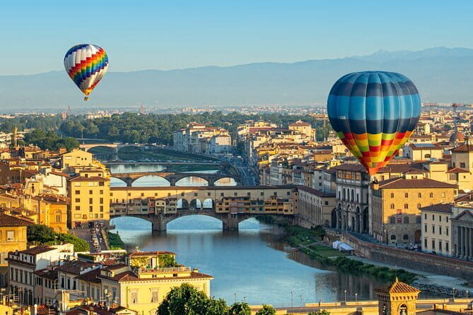Hot Air Balloon flight in Florence - Stop 2: One hour over Florence and the Arno corridor