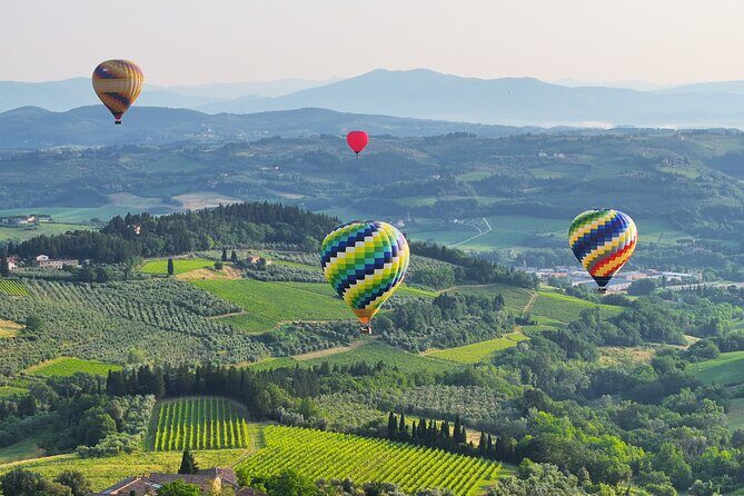 Hot Air Balloon ride in the Chianti Valley Tuscany - Breakfast with croissants and local products: small detail, big impact