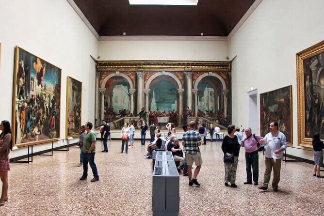 Journey into Art: Florence's Accademia - How this 1-hour Accademia tour helps you beat the real bottleneck