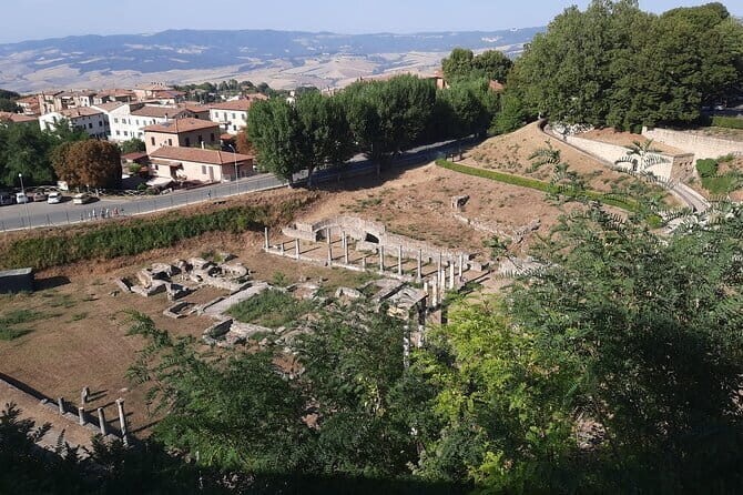 Journey Through Time in Volterra – Exclusive Private Tour - Why Volterra’s Walls Make This 2-Hour Walk Feel Like a Time Machine