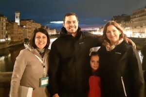Kid-Friendly Florence Tour by Night with Gelato & Pizza - Via dei Calzaiuoli: the smell of Florence plus pizza and gelato