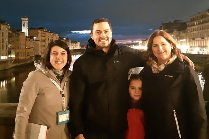 Kid-Friendly Florence Tour by Night with Gelato & Pizza - Via dei Calzaiuoli: the smell of Florence plus pizza and gelato