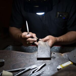 Leather and Passion: A Tour of Florentine Craftsmanship - Modern art gallery stop: Fontana and De Chirico before the workshops