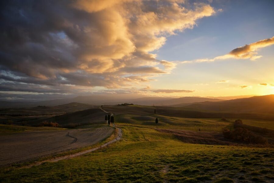 Magic Tuscany Tour - The drive out of Florence: quick setup, then the countryside grabs you