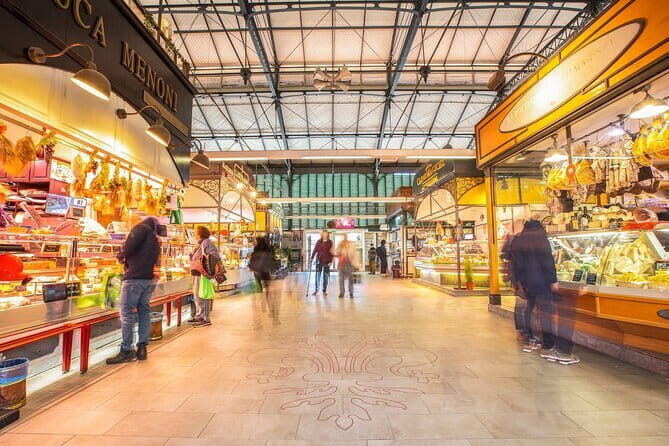 Market Food Tour in Florence + 4 courses lunch Cooking Class - Wine and lunch: what’s included and how it changes the experience