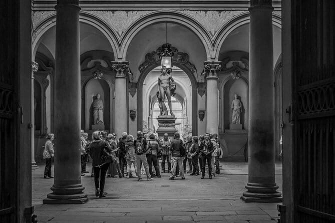 Medici family -Guided city walking Tour - Piazza San Lorenzo: where power, art, and church space meet