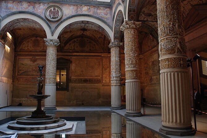 Medici Legends & Renaissance Wonders: Florence Small Group Tour - Palazzo Medici Riccardi: Banking Power in Stone