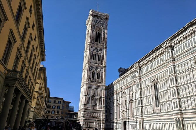 Medici Secrets & Mysteries: Interactive Walking Tour Game - How the clue-and-puzzle flow works at each stop