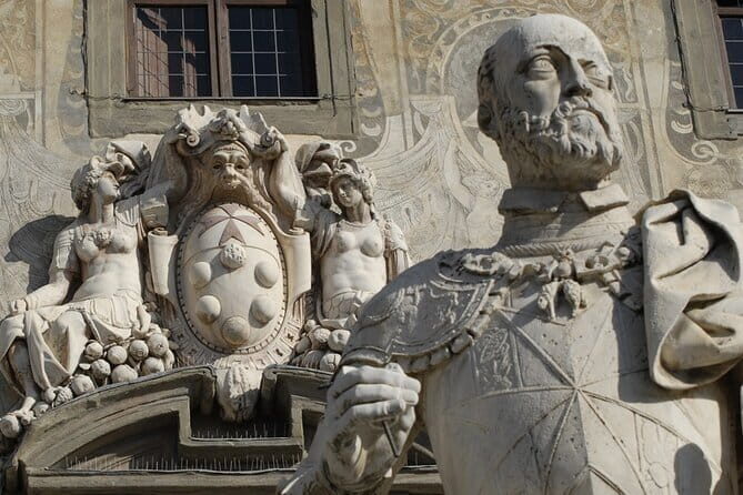 Medici Tour in Florence - The Medici TV show filming spots: what to look for without getting lost