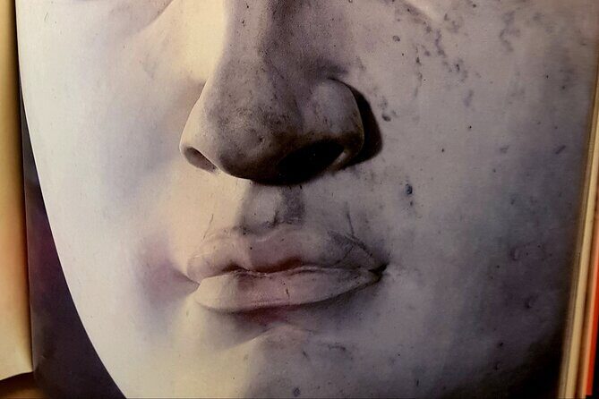 Michelangelo's David: Accademia Gallery Private tour - Seeing Michelangelo’s David from all sides: how the statue changes as you move