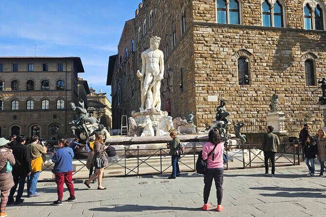Michelangelo’s David & Medici Treasures Accademia Gallery Tour - Should you book Michelangelo’s David & Medici Treasures at the Accademia?
