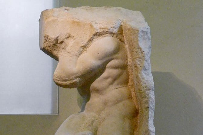 Michelangelo's David tour and entry tickets - Small group tour - Meeting at Via Camillo Cavour 21R: the fastest way to start smoothly