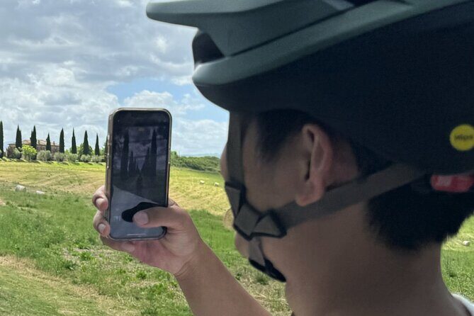 MONTALCINO Private E-Bike & Brunello Winery Experience - What to Bring (and What to Expect From the Riding)