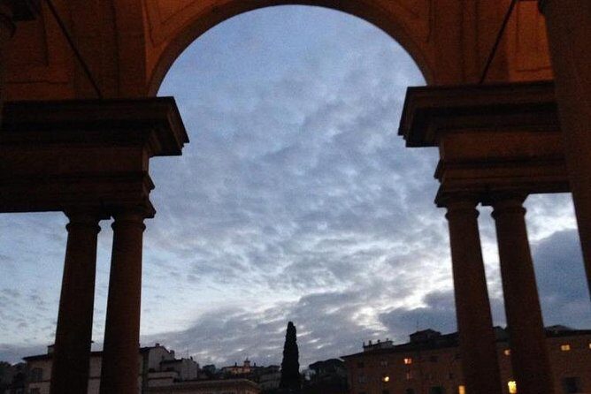 Painting Experience in the center of Florence - Included Extras That Make the Class Feel Thoughtful