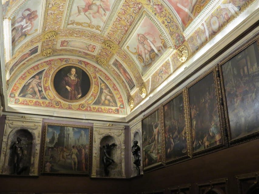 Palazzo Vecchio Secret Passages Tour & Lunch or "Gelato" - Key things to know before you go