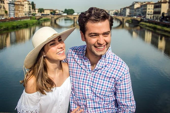 Photo Shoot in Florence with a Professional Photographer - What You’ll Receive: Sneak Peeks, Retouching, and a Handy Online Gallery