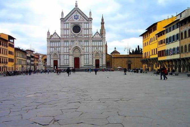 Pisa and Florence Shared Shore Excursion from Livorno Port - Leaning Tower Tickets: The 9 a.m. Reality Check