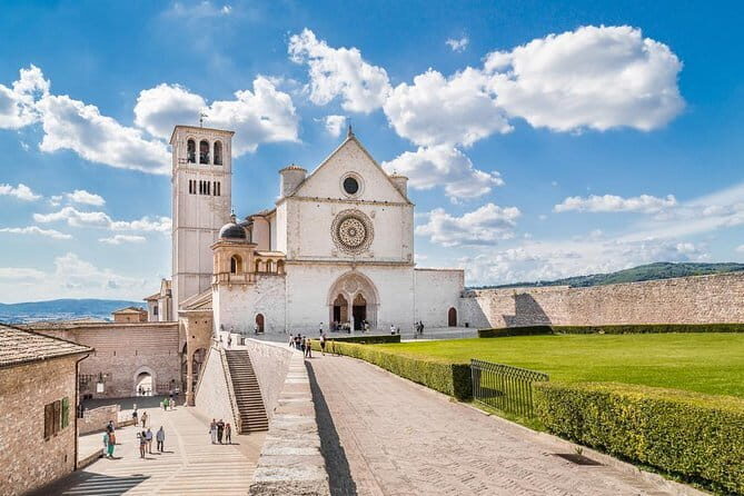 Pitti Palace and Boboli Gardens Private Tour - Pitti Palace rooms: stepping into Medici-era settings