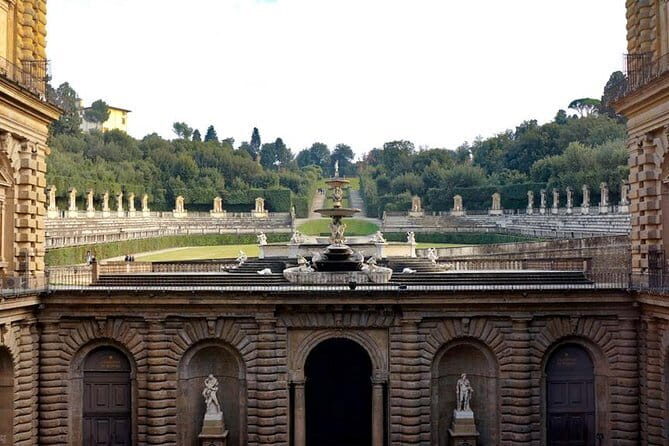 Pitti Palace - Private Tour At Galleria Palatina Incl. Tkts To Boboli Gardens - How your one-hour Boboli Gardens visit actually pays off