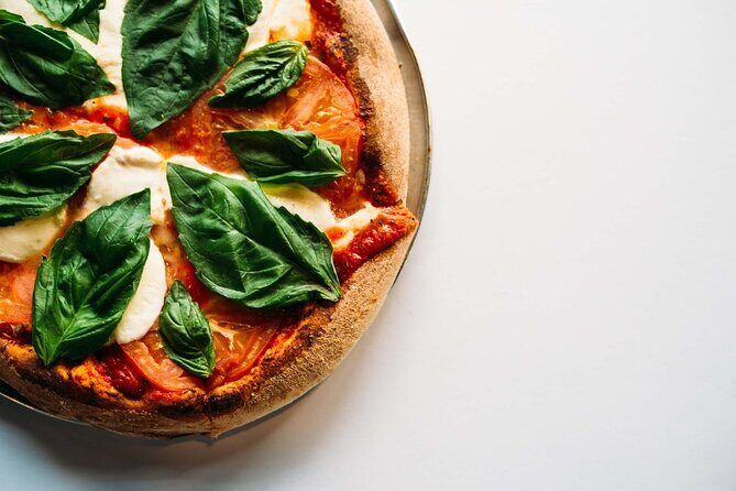 Pizza Dinner and Italian Opera Arias Concert in Florence - Should you book Pizza Dinner and Italian Opera Arias Concert in Florence?