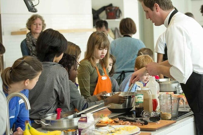 Pizza & Gelato: Family Cooking Class in Florence - The real value: pizza dough + sauce you make yourself