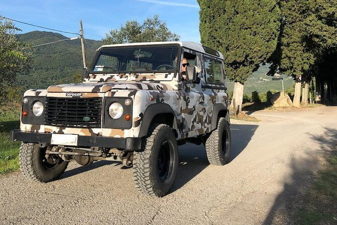 Private Chianti Safari: Off Road Tuscany Wine Tour with Lunch from Florence - Stop 2 at Fattoria e Villa di Rignana: the 4x4 Chianti safari part