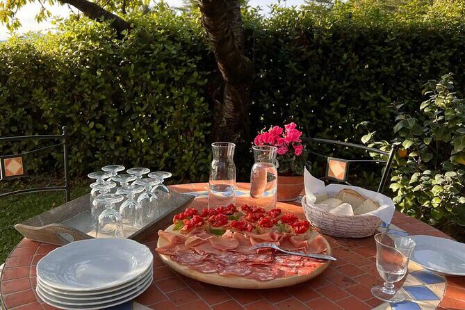 Private Cooking Lesson with a Typical Italian Family - Inside the family home and garden: where the lesson really happens