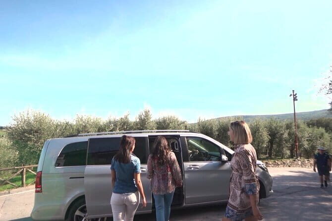 Private Excursion to Siena, San Gimignano and Chianti Landscapes - Your private ride: comfort matters on a full-day loop