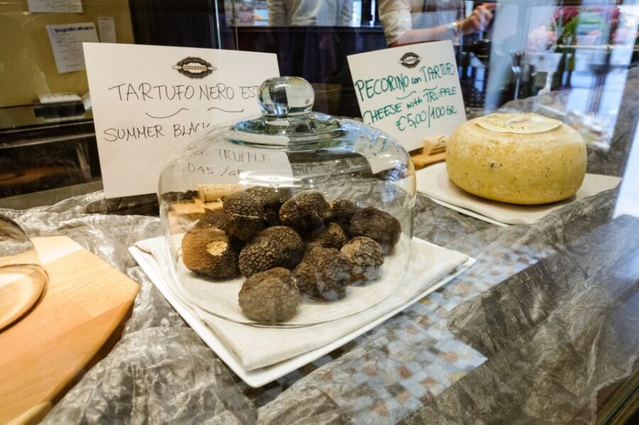Private Flavors of Florence Walking Tour(Food&Wine Included) - A final Florence tasting before the gelato finish