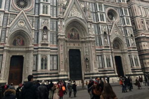 Private Florence City Tour & The Mall Shopping - Piazzale Michelangelo for first-view Florence (and photo timing)