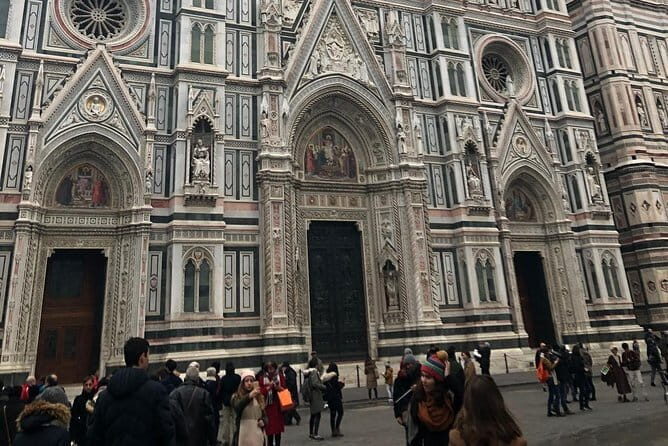 Private Florence City Tour & The Mall Shopping - Piazzale Michelangelo for first-view Florence (and photo timing)