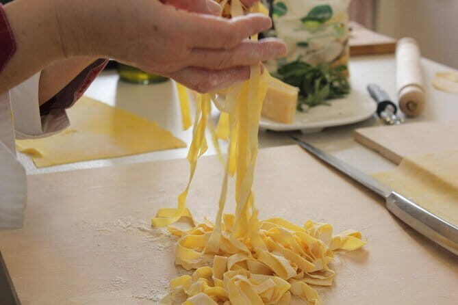 Private Florence Market Tour and Pasta Making Class with Cinzia - Three pastas or pasta + meat main: choose your direction