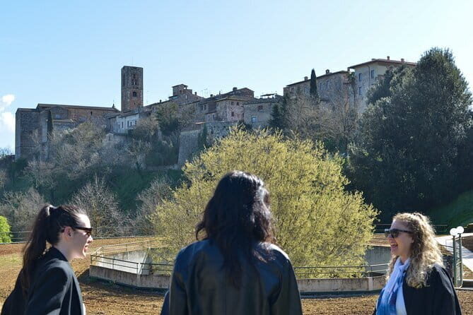 Private Food and Walking Tour in San Gimignano and Volterra - Price and logistics: what you’re really paying for