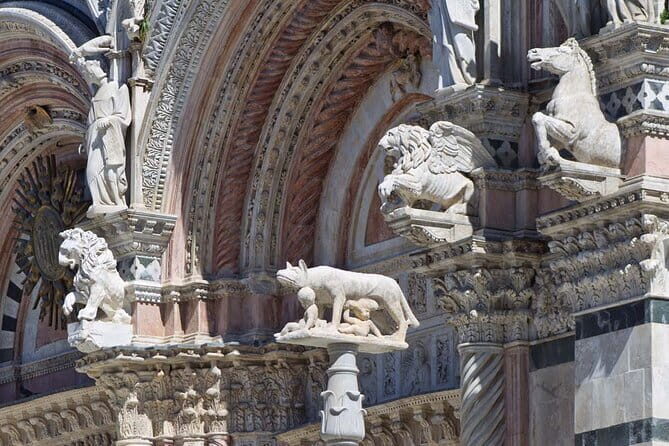 PRIVATE Full-Day Siena and Chianti Classico Wine Experience. - Siena in 3 hours: Piazza del Campo and Santa Maria Assunta