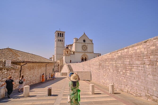 Private Full-Day Tour of Assisi and Cortona from Florence - Basilica Papale e Sacro Convento di San Francesco d’Assisi: Two Levels, One Big Story